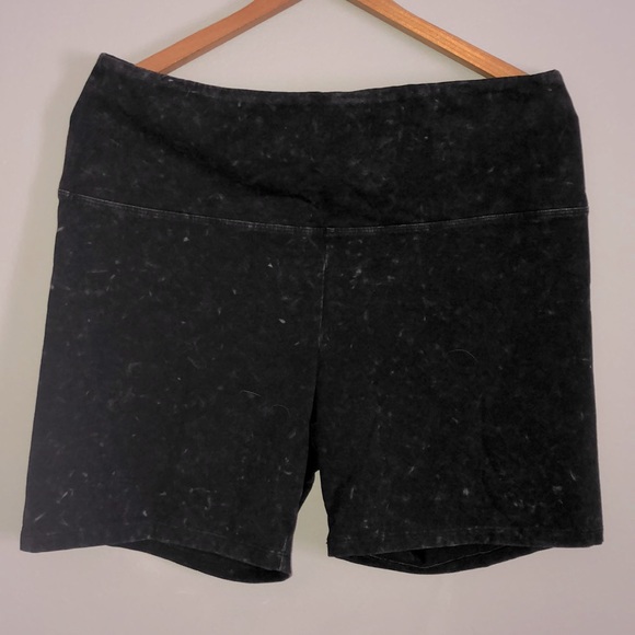PINK Victoria's Secret Pants - Victoria’s Secret PINK Sport every day bike shorts